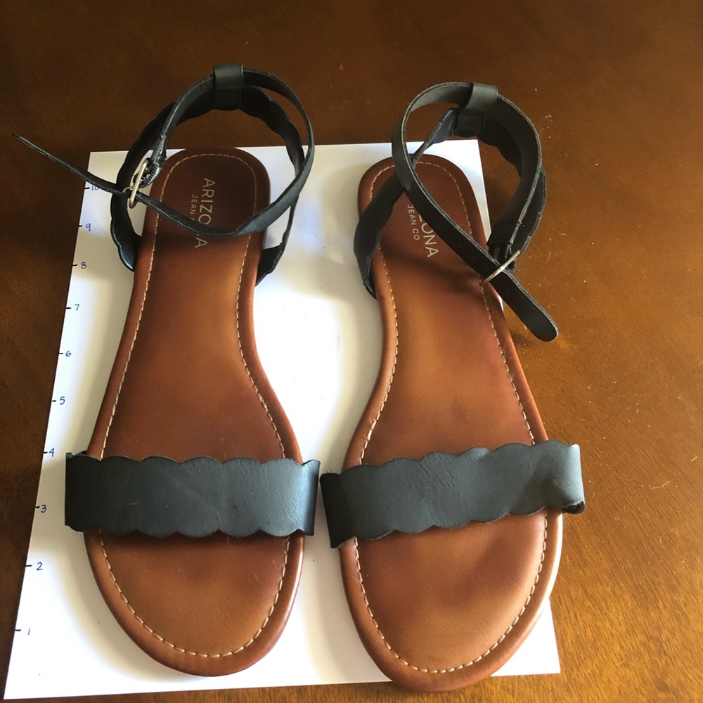 Sandals - Picture 2 of 2